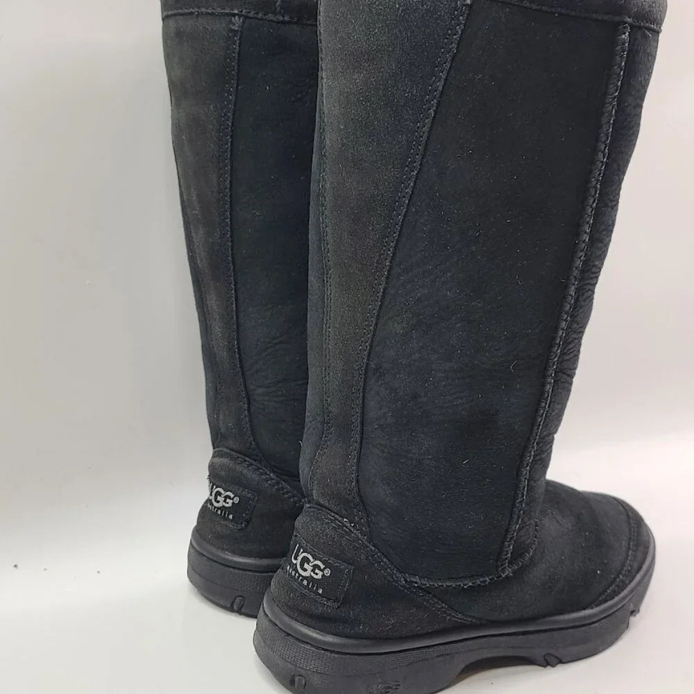 UGG Women's Black Classic Tall Sheepskin Mid-Calf‎ Winter Boots Size 5